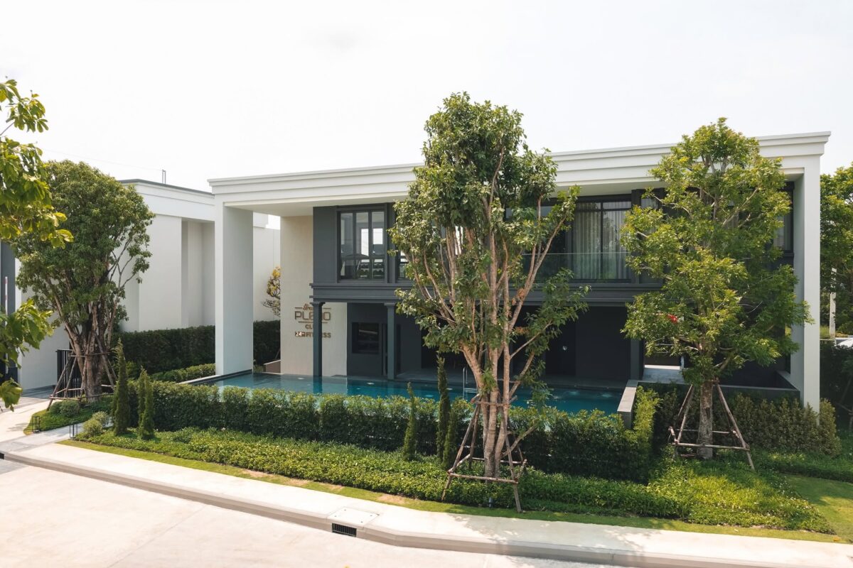 บ้านแฝดหน้ากว้าง Grande Pleno แจ้งวัฒนะ-ราชพฤกษ์ บนถนนหอการค้าไทย