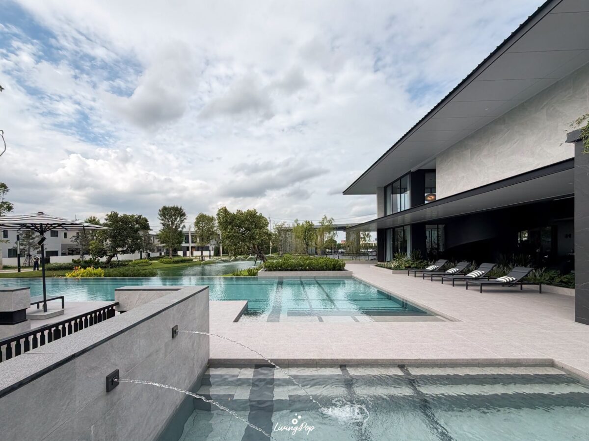 เศรษฐสิริ เกรท ดอนเมือง สระว่ายน้ำและอาคาร Clubhouse