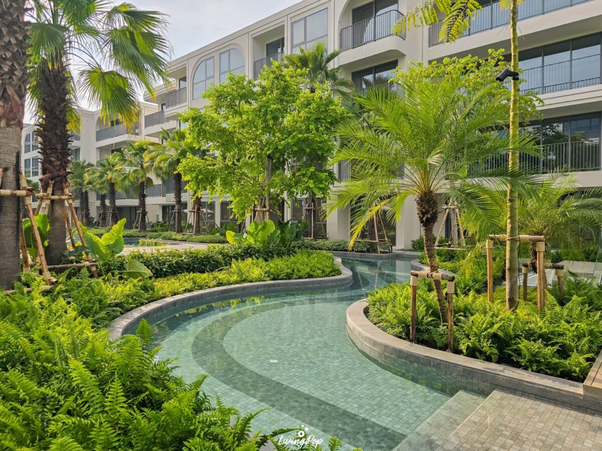The Standard Residences หัวหิน สระว่ายน้ำและ Landscape