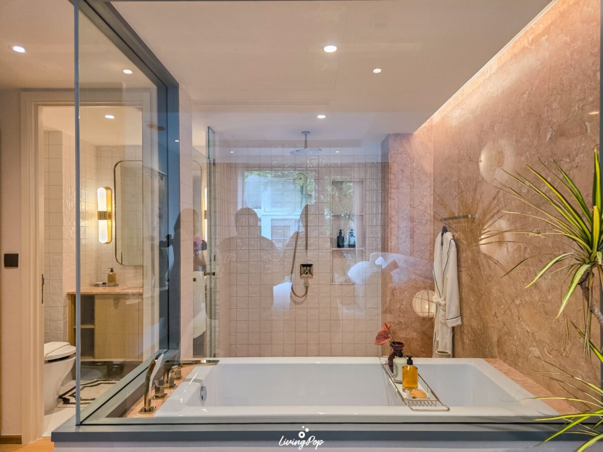 The Standard Residences หัวหิน ห้องตัวอย่าง ห้องน้ำมีอ่างอาบน้ำ
